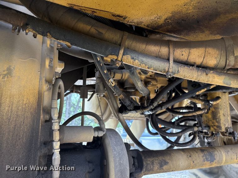 image for item EF1232 1986 Grove RT422 crane