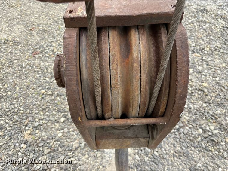 image for item EF1232 1986 Grove RT422 crane