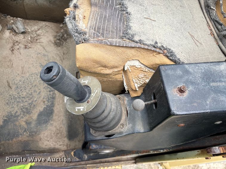 image for item EF1232 1986 Grove RT422 crane
