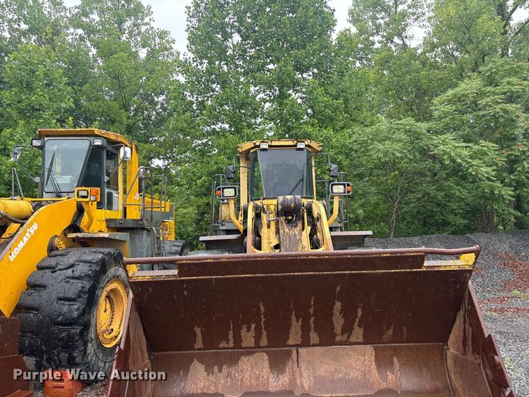 image for item EF1233 2001 Komatsu WA600-3L wheel loader
