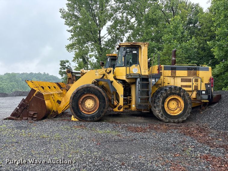 image for item EF1233 2001 Komatsu WA600-3L wheel loader
