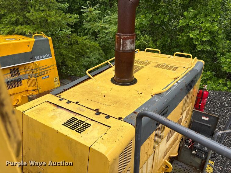 image for item EF1233 2001 Komatsu WA600-3L wheel loader