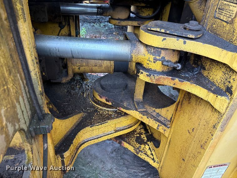 image for item EF1233 2001 Komatsu WA600-3L wheel loader