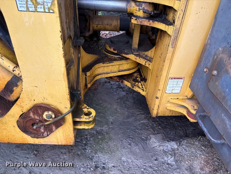 image for item EF1233 2001 Komatsu WA600-3L wheel loader