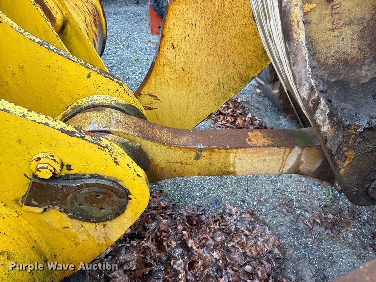 image for item EF1233 2001 Komatsu WA600-3L wheel loader