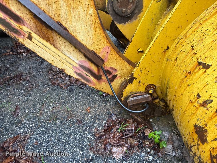 image for item EF1233 2001 Komatsu WA600-3L wheel loader