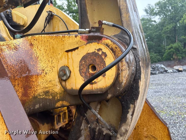 image for item EF1233 2001 Komatsu WA600-3L wheel loader