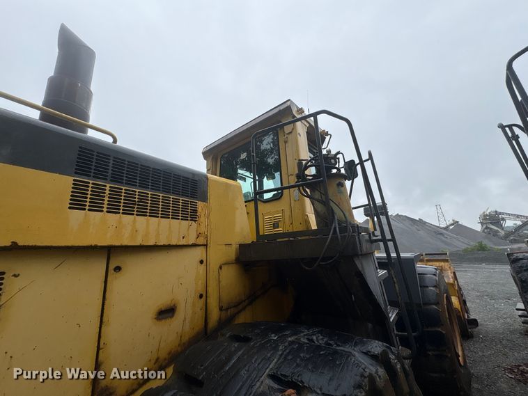 image for item EF1233 2001 Komatsu WA600-3L wheel loader