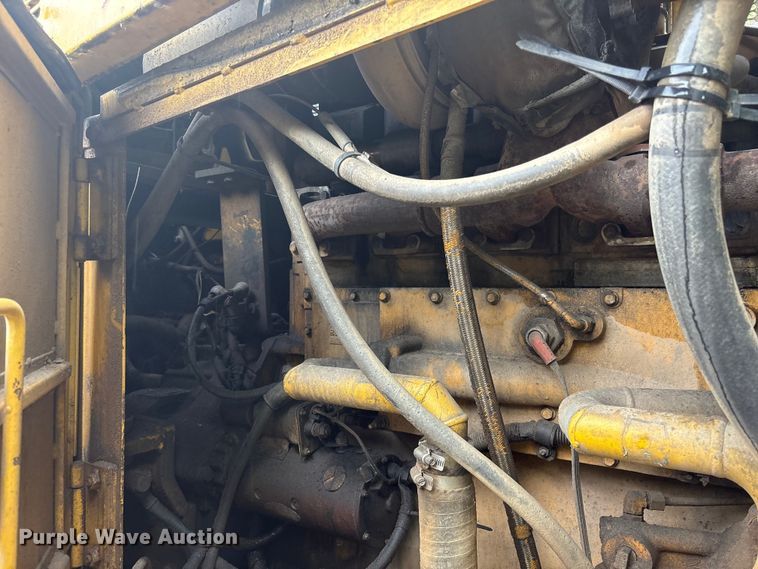 image for item EF1233 2001 Komatsu WA600-3L wheel loader