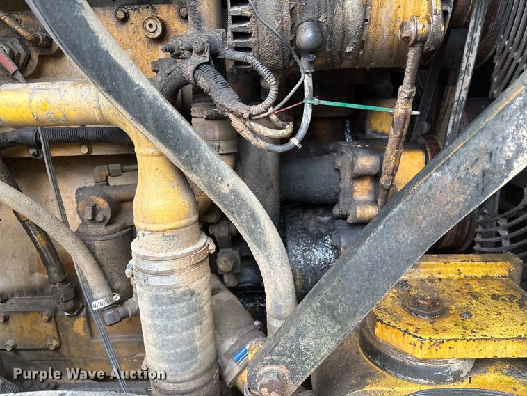 image for item EF1233 2001 Komatsu WA600-3L wheel loader