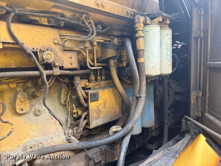 image for item EF1233 2001 Komatsu WA600-3L wheel loader