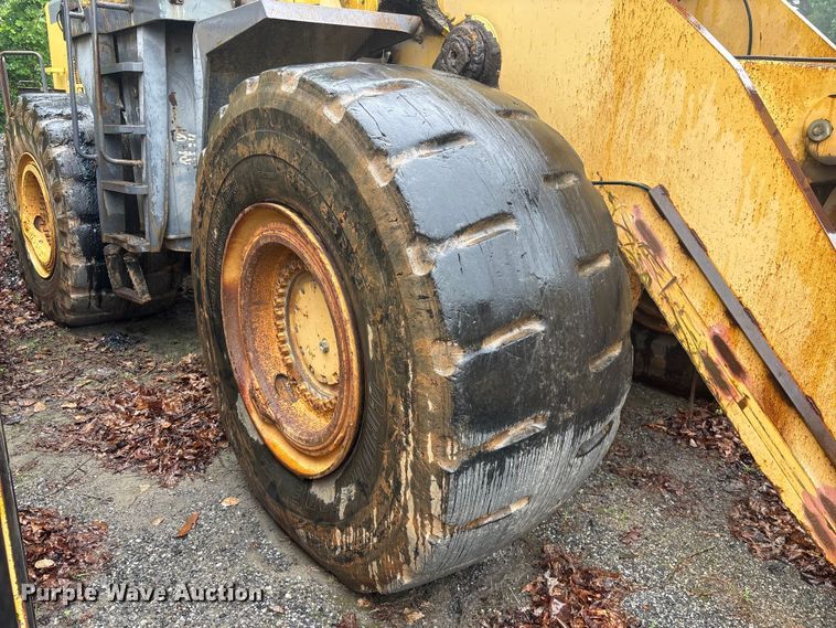 image for item EF1233 2001 Komatsu WA600-3L wheel loader