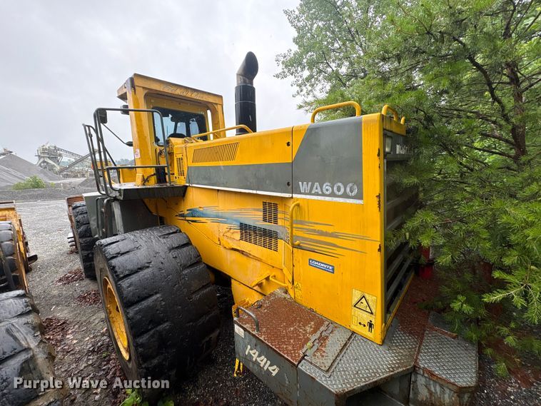 image for item EF1234 1996 Komatsu WA600-1LC wheel loader