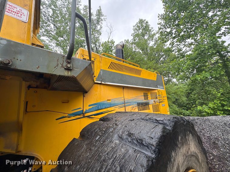 image for item EF1234 1996 Komatsu WA600-1LC wheel loader