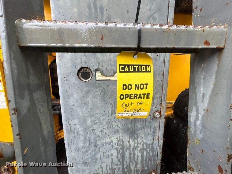 image for item EF1234 1996 Komatsu WA600-1LC wheel loader
