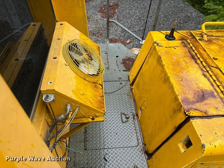 image for item EF1234 1996 Komatsu WA600-1LC wheel loader
