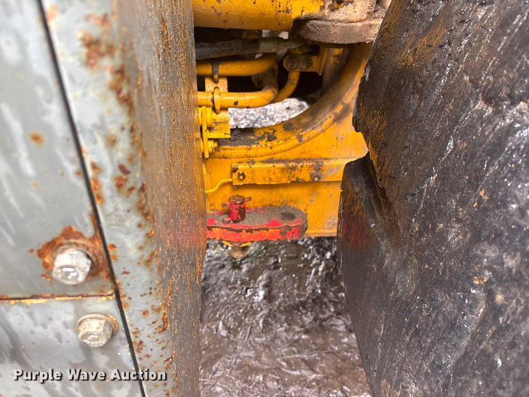 image for item EF1234 1996 Komatsu WA600-1LC wheel loader