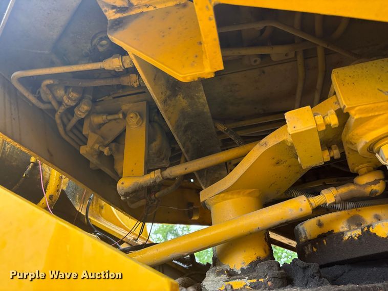 image for item EF1234 1996 Komatsu WA600-1LC wheel loader
