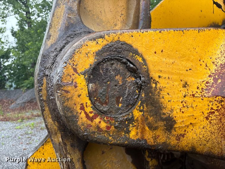 image for item EF1234 1996 Komatsu WA600-1LC wheel loader