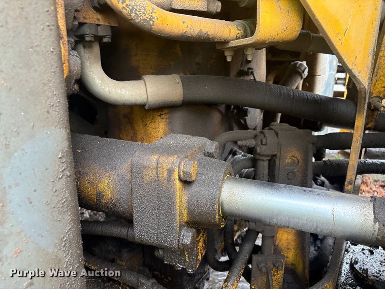 image for item EF1234 1996 Komatsu WA600-1LC wheel loader