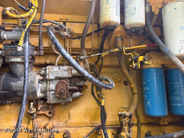 image for item EF1234 1996 Komatsu WA600-1LC wheel loader