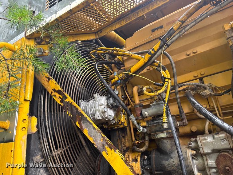 image for item EF1234 1996 Komatsu WA600-1LC wheel loader