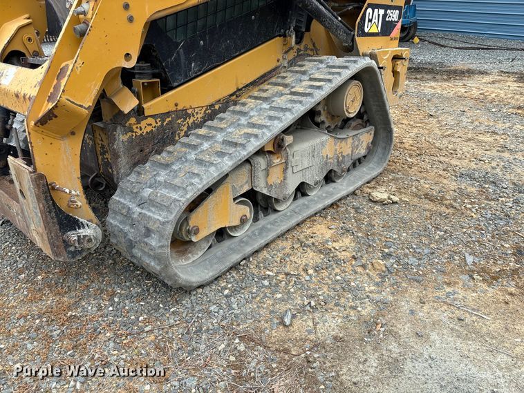 image for item EF1236 2016 Caterpillar 259D tracked skid steer loader