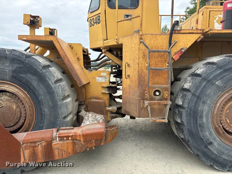 image for item EF1237 2000 Caterpillar 834B wheeled dozer