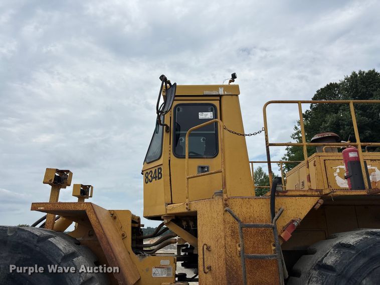 image for item EF1237 2000 Caterpillar 834B wheeled dozer