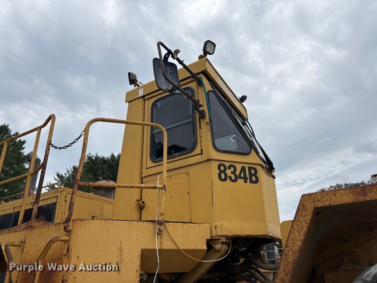 image for item EF1237 2000 Caterpillar 834B wheeled dozer