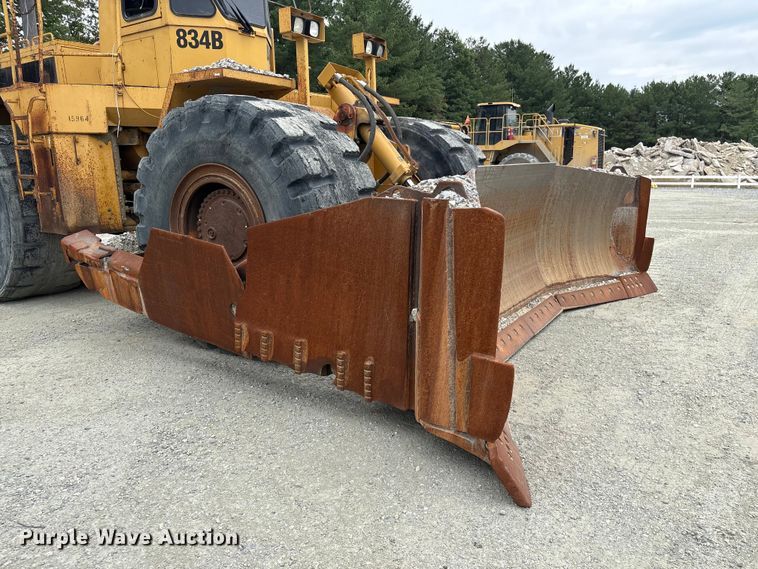 image for item EF1237 2000 Caterpillar 834B wheeled dozer