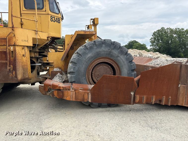image for item EF1237 2000 Caterpillar 834B wheeled dozer