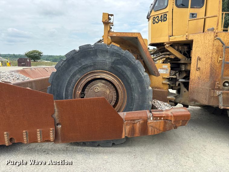 image for item EF1237 2000 Caterpillar 834B wheeled dozer
