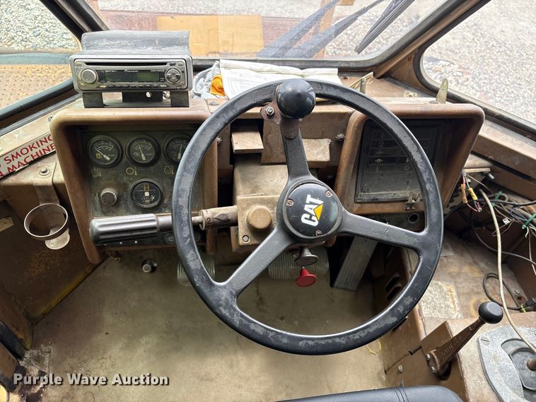image for item EF1237 2000 Caterpillar 834B wheeled dozer