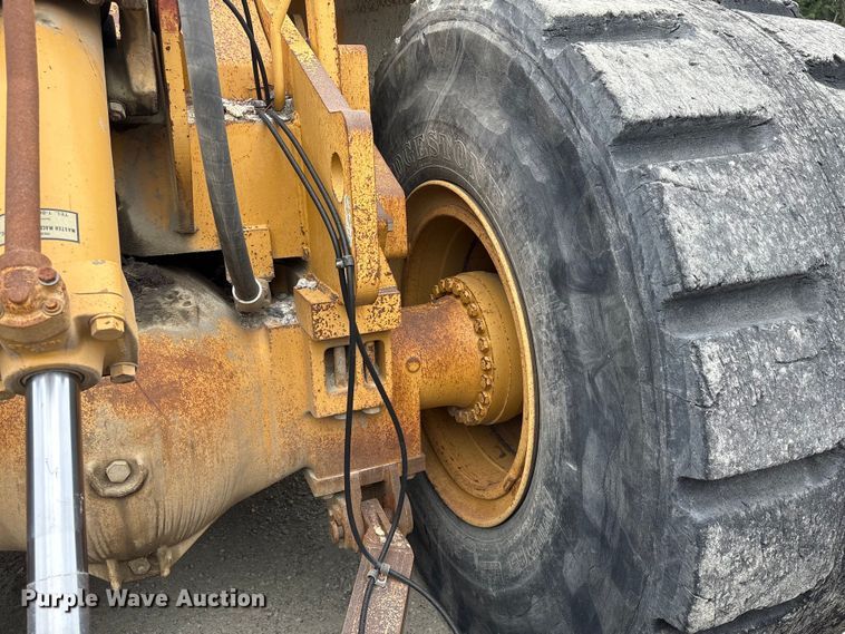 image for item EF1237 2000 Caterpillar 834B wheeled dozer