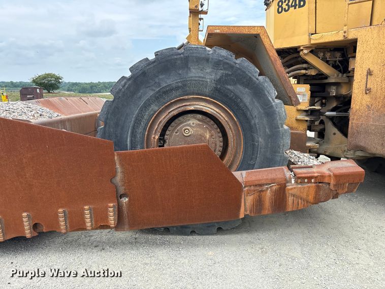 image for item EF1237 2000 Caterpillar 834B wheeled dozer