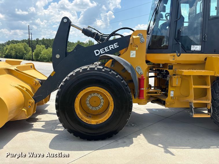 image for item EF1239 2023 John Deere 624P wheel loader