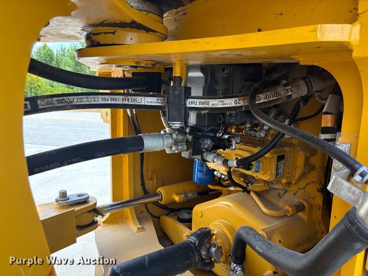 image for item EF1239 2023 John Deere 624P wheel loader