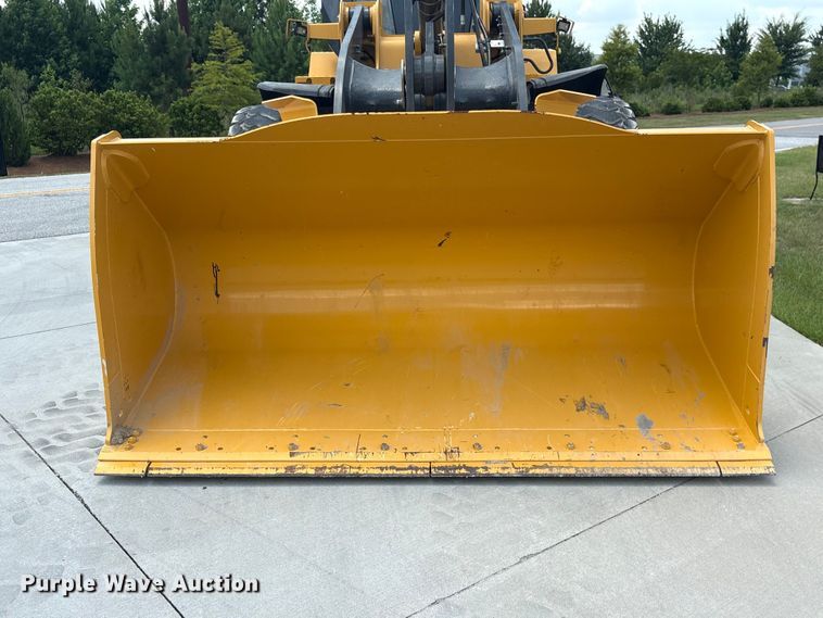 image for item EF1239 2023 John Deere 624P wheel loader