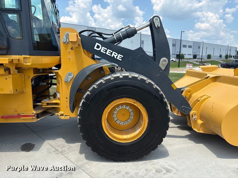 image for item EF1239 2023 John Deere 624P wheel loader
