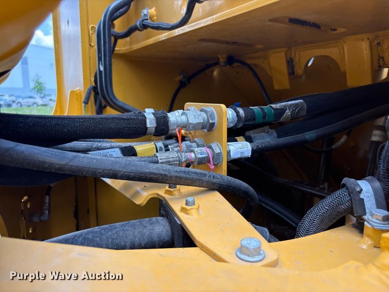 image for item EF1239 2023 John Deere 624P wheel loader