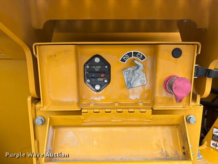 image for item EF1239 2023 John Deere 624P wheel loader