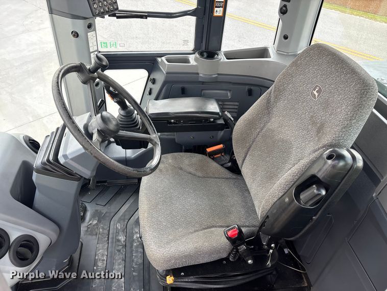image for item EF1239 2023 John Deere 624P wheel loader