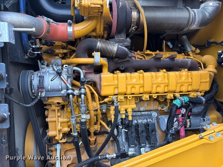 image for item EF1239 2023 John Deere 624P wheel loader