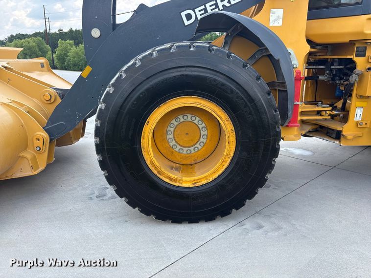 image for item EF1239 2023 John Deere 624P wheel loader