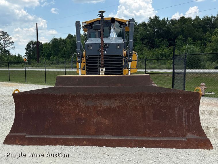 image for item EF1240 2022 John Deere 850L dozer