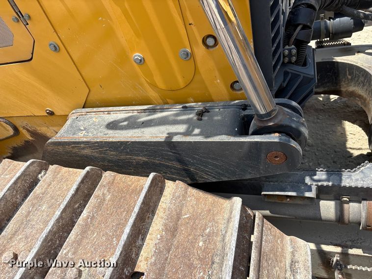 image for item EF1240 2022 John Deere 850L dozer