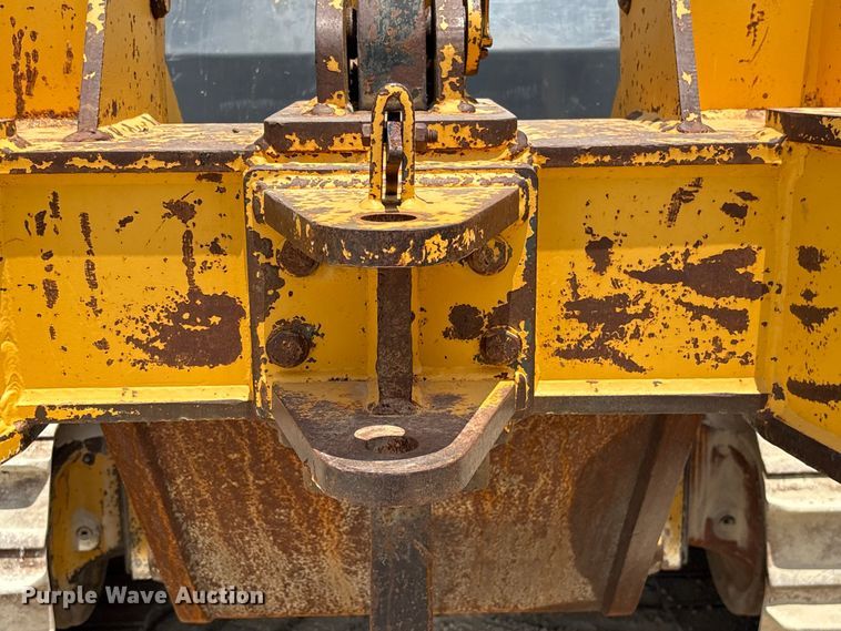 image for item EF1240 2022 John Deere 850L dozer