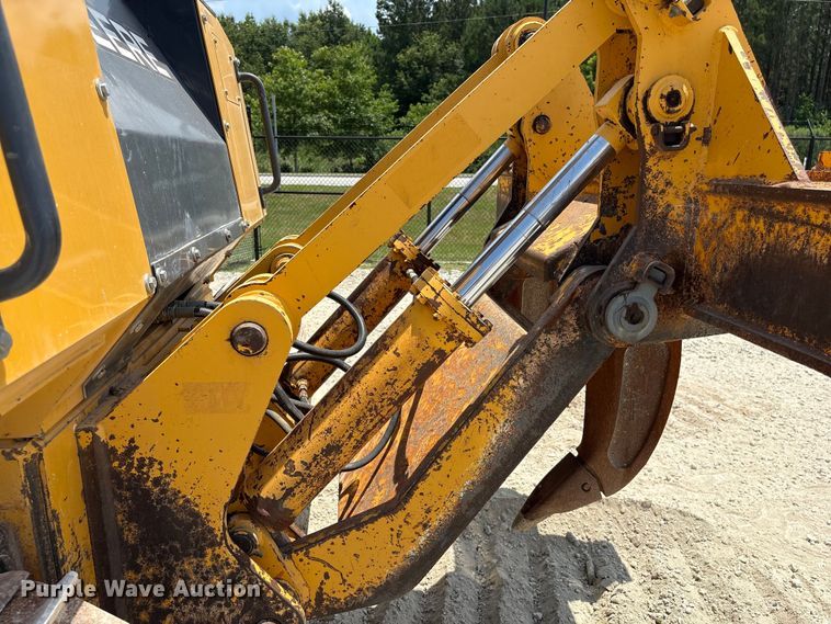 image for item EF1240 2022 John Deere 850L dozer