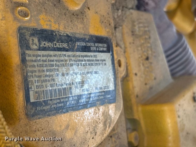 image for item EF1240 2022 John Deere 850L dozer